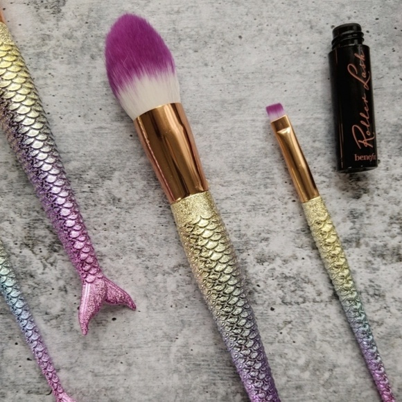 MERMAID pastel rainbow makeup brushes 6 piece set - Picture 4 of 7